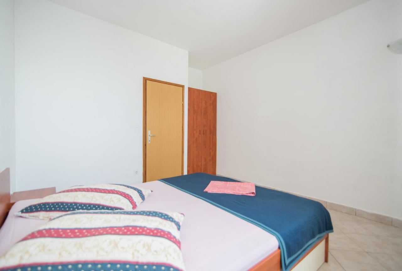 Apartments Neva Selca  الغرفة الصورة