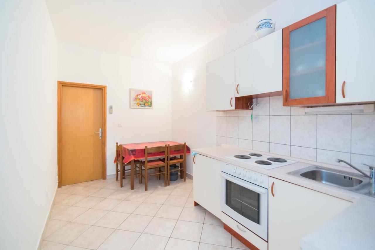 Apartments Neva Selca  الغرفة الصورة